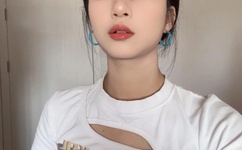 高粱地日儿媳妇小小说